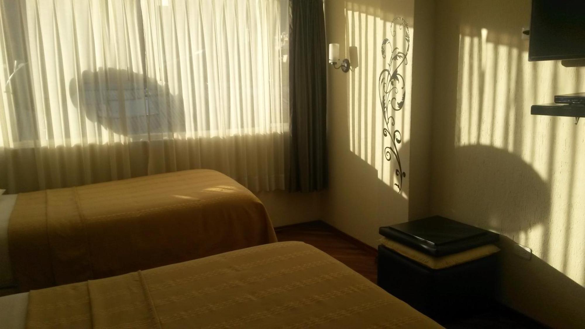 Hostal Capri 키토 객실 사진